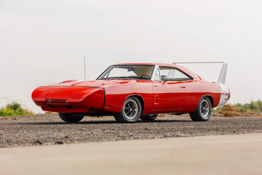 1969 Dodge Daytona (Bright Red)