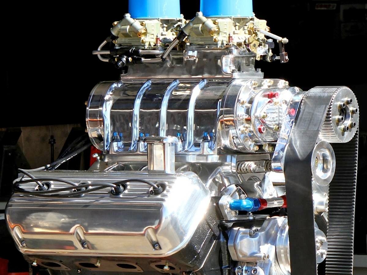 Engine Build: Blown Early Hemi Makes 670 Horsepower