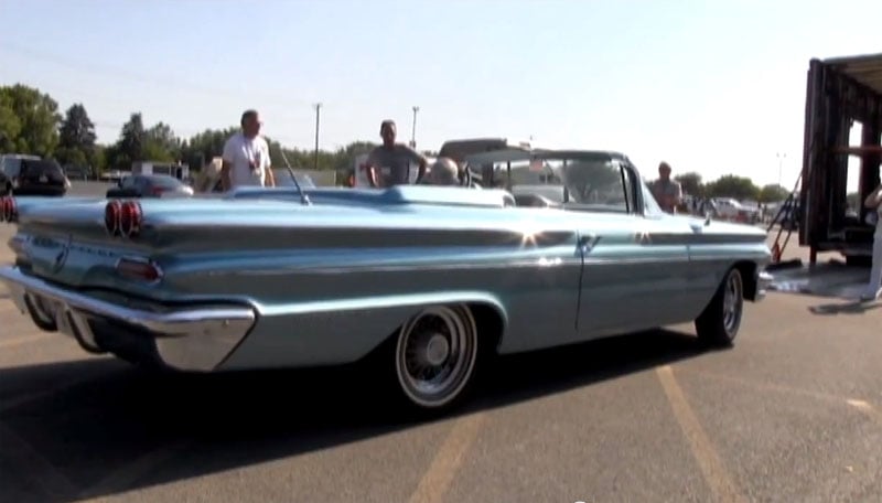 Video: 1960 Pontiac Bonneville X-400 At Pheasant Run Pontiac Show