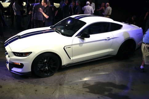 Video: Ford Official Reveals More GT350 Details, Crate Engine Likely