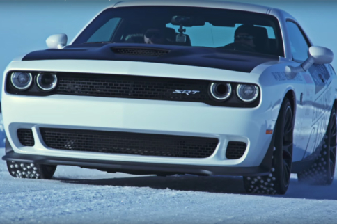 Video: All-Factory Hellcat Challenger Sets Speed Record On Ice