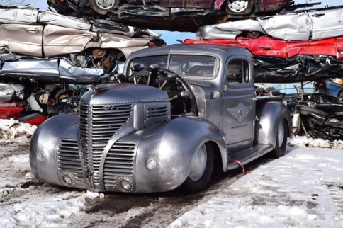 Video: Sticking A Radial Aircraft Engine Into a ‘39 Plymouth Pickup