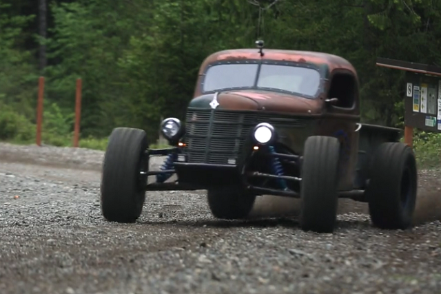 Video: The Trophy Rat Race Truck Blends Rodding And Racing