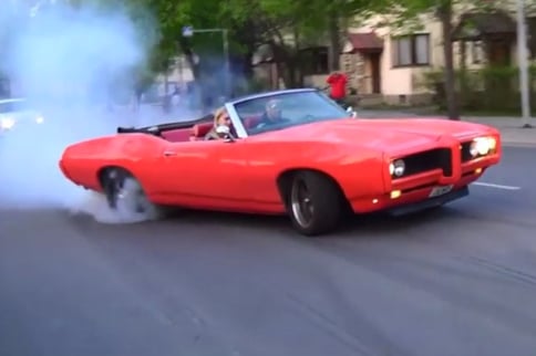 Video: Does This Look Like A Cruise Night In Small-Town USA To You?