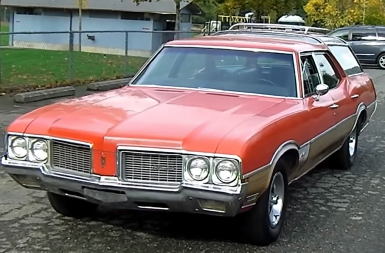 Video: Eight awesome longroof muscle cars, from mild to wild