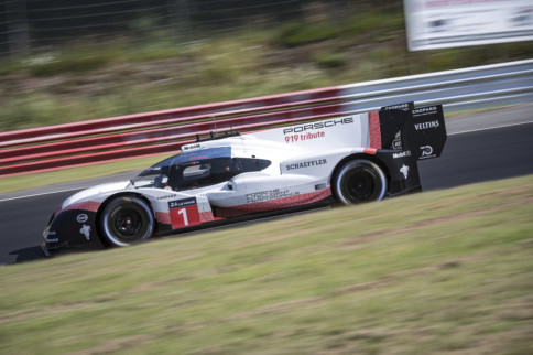 Video: Porsche Smashes The Overall Nurburgring Record: 5:19.546!